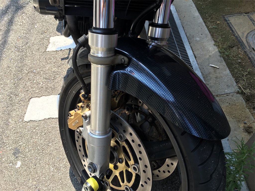 フロントフェンダーを交換してみた - YZF R25とCB400SF、買っちゃいました!