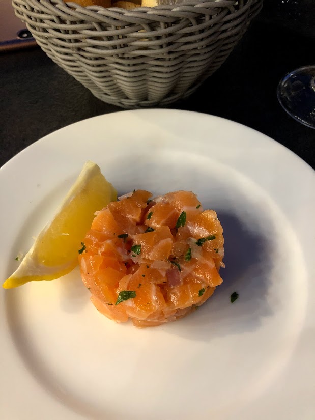 マルセイユのレストラン『L'Entrecôte Du Port』 リヨンからBonjour