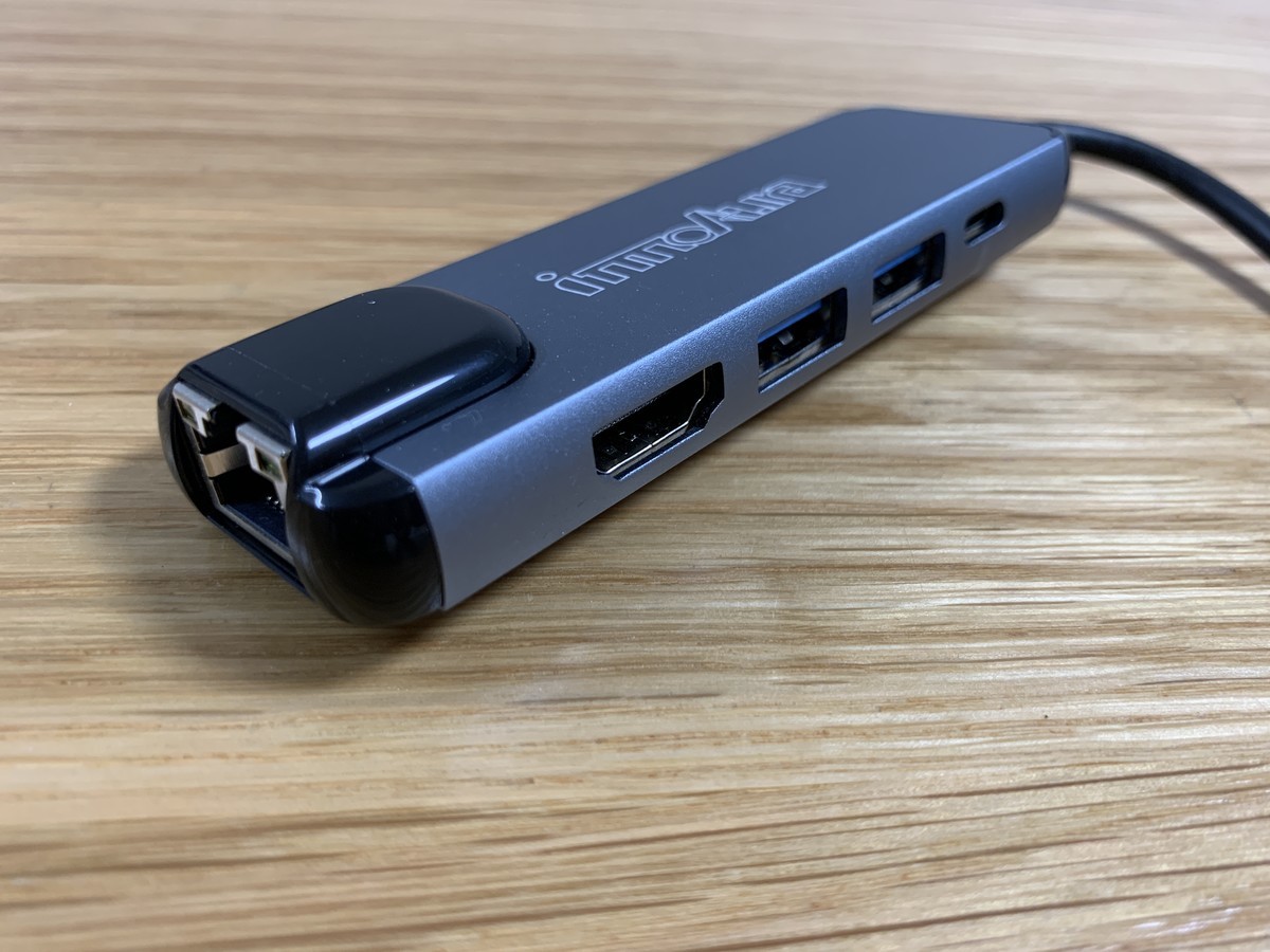 ドックなしでHDMI出力 有線LAN付 持ち運びも便利な Nintendo Switch用