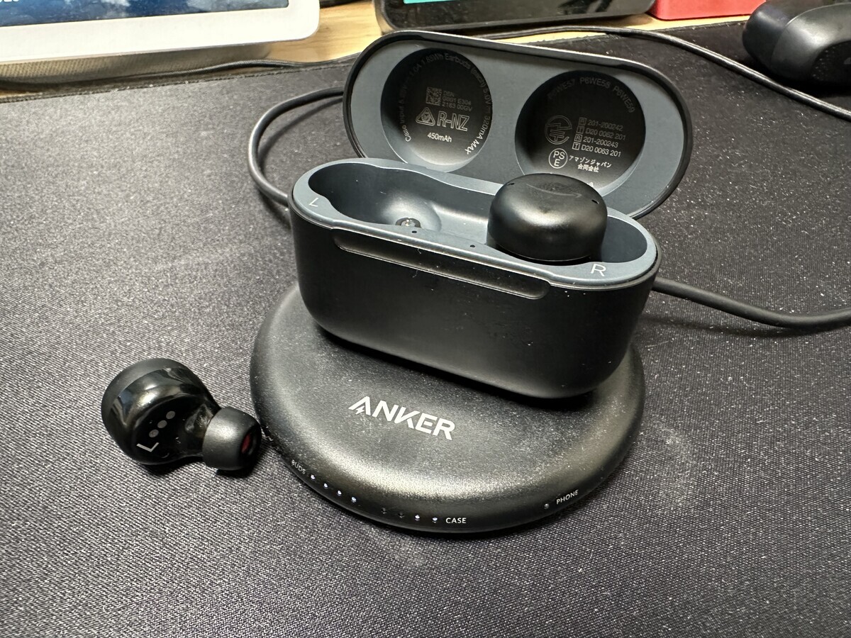 Echo Buds第2世代 ブラック ワイヤレス充電非対応