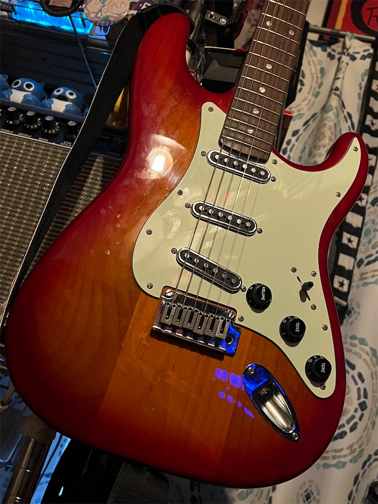 Squier standard series Stratocaster ピックアップ交換 - YUUYの