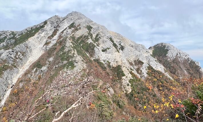 甲斐駒ヶ岳：三大急登に挑戦。黒戸尾根から北沢峠へ（こもれび山荘泊