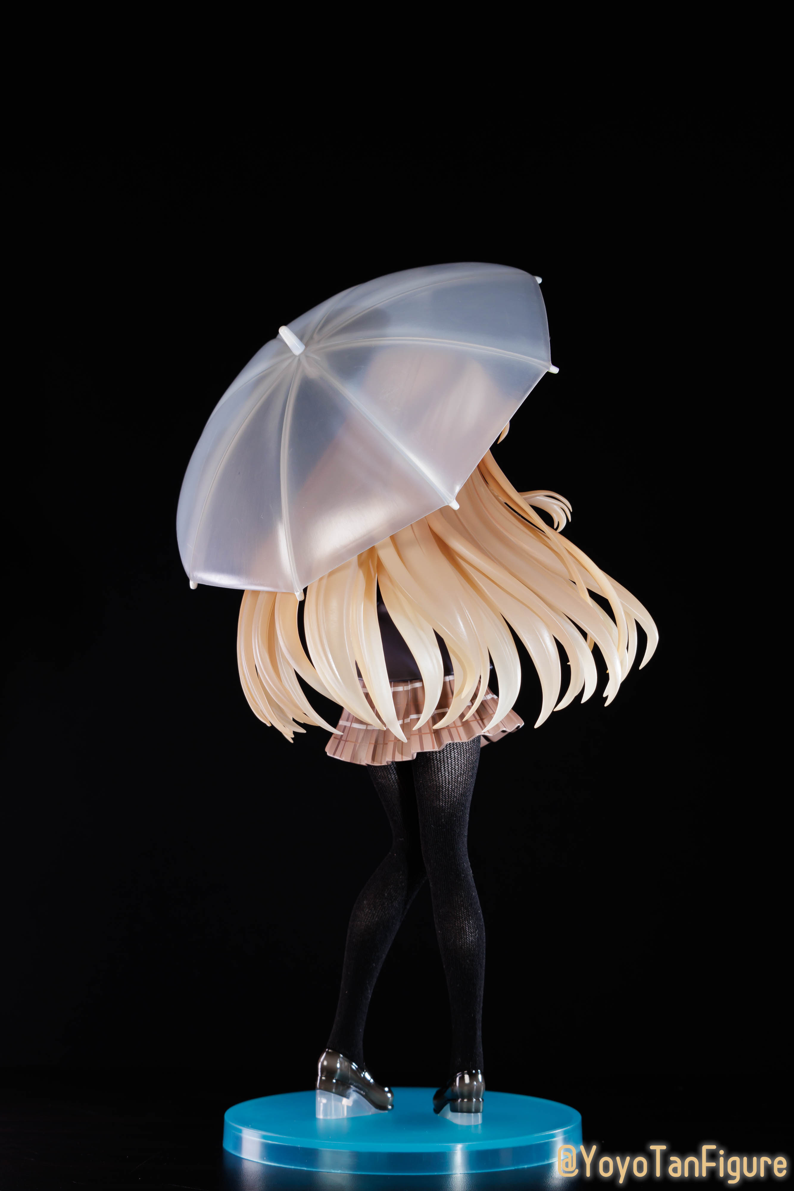 椎名真昼 1/7スケールフィギュア – フィギュア通販はFURYU HOBBY