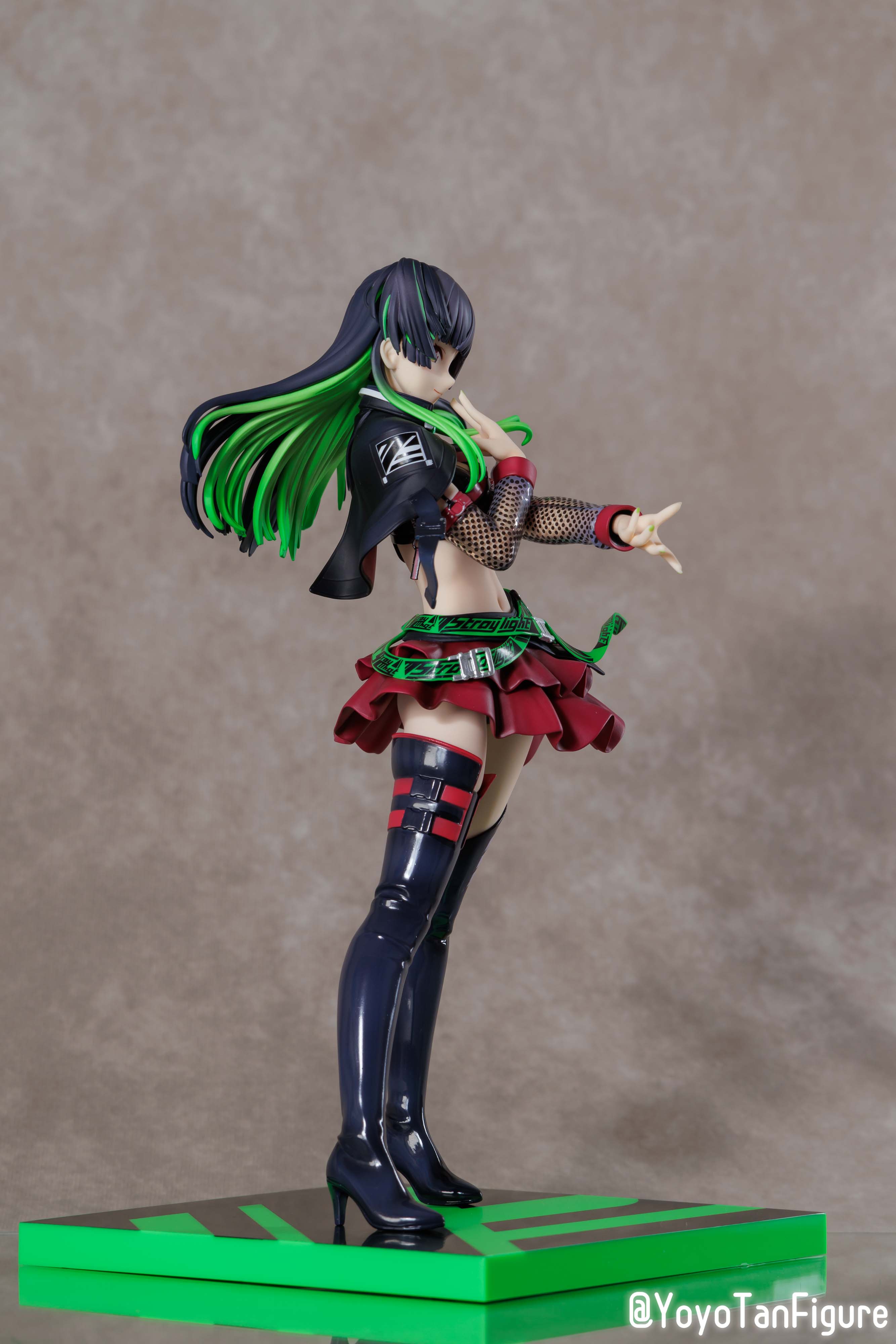フィギュアお迎え アイドルマスターシャイニーカラーズ 黛冬優子
