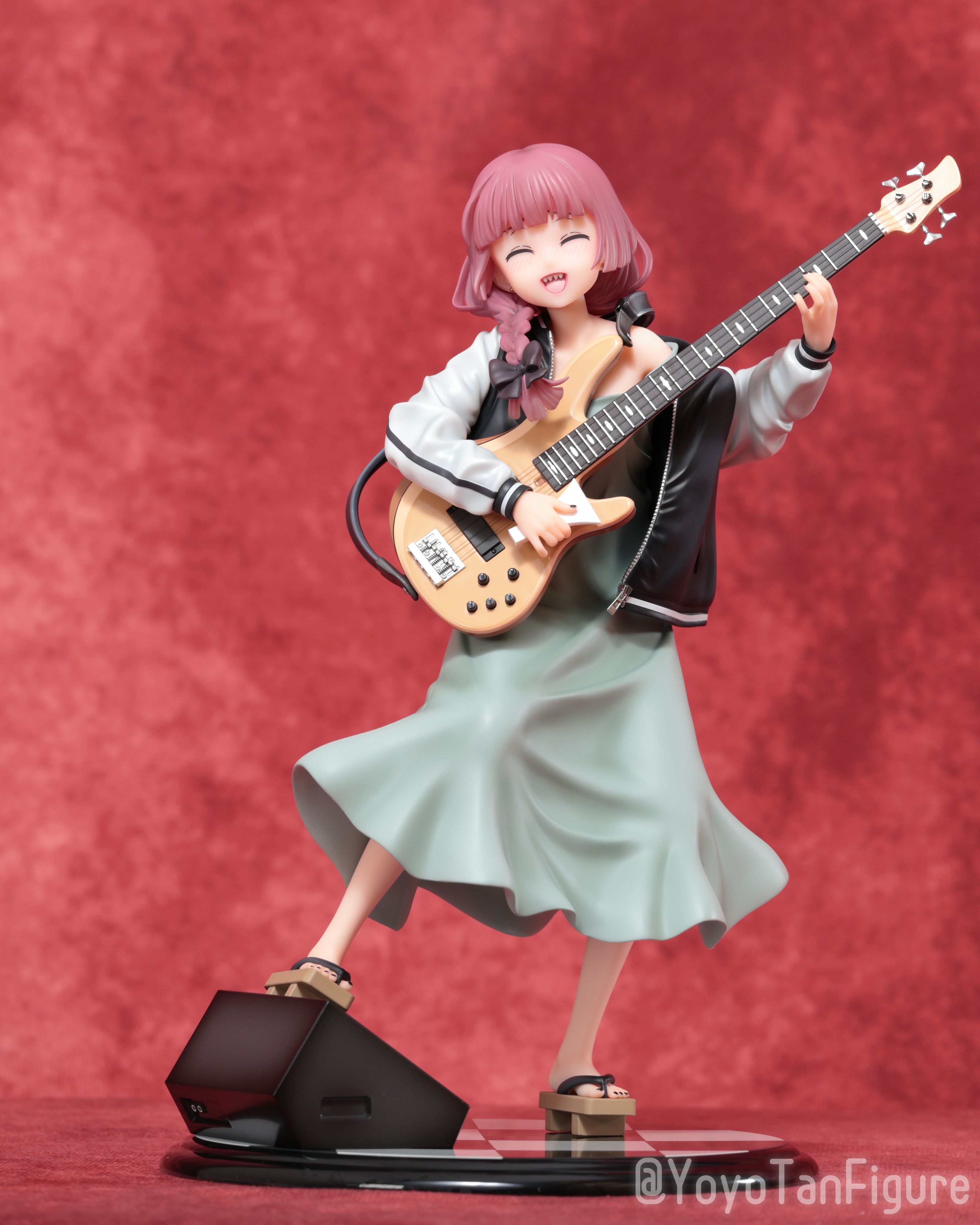フィギュアお迎え ぼっち・ざ・ろっく！ 伊地知虹夏 1/7ケール