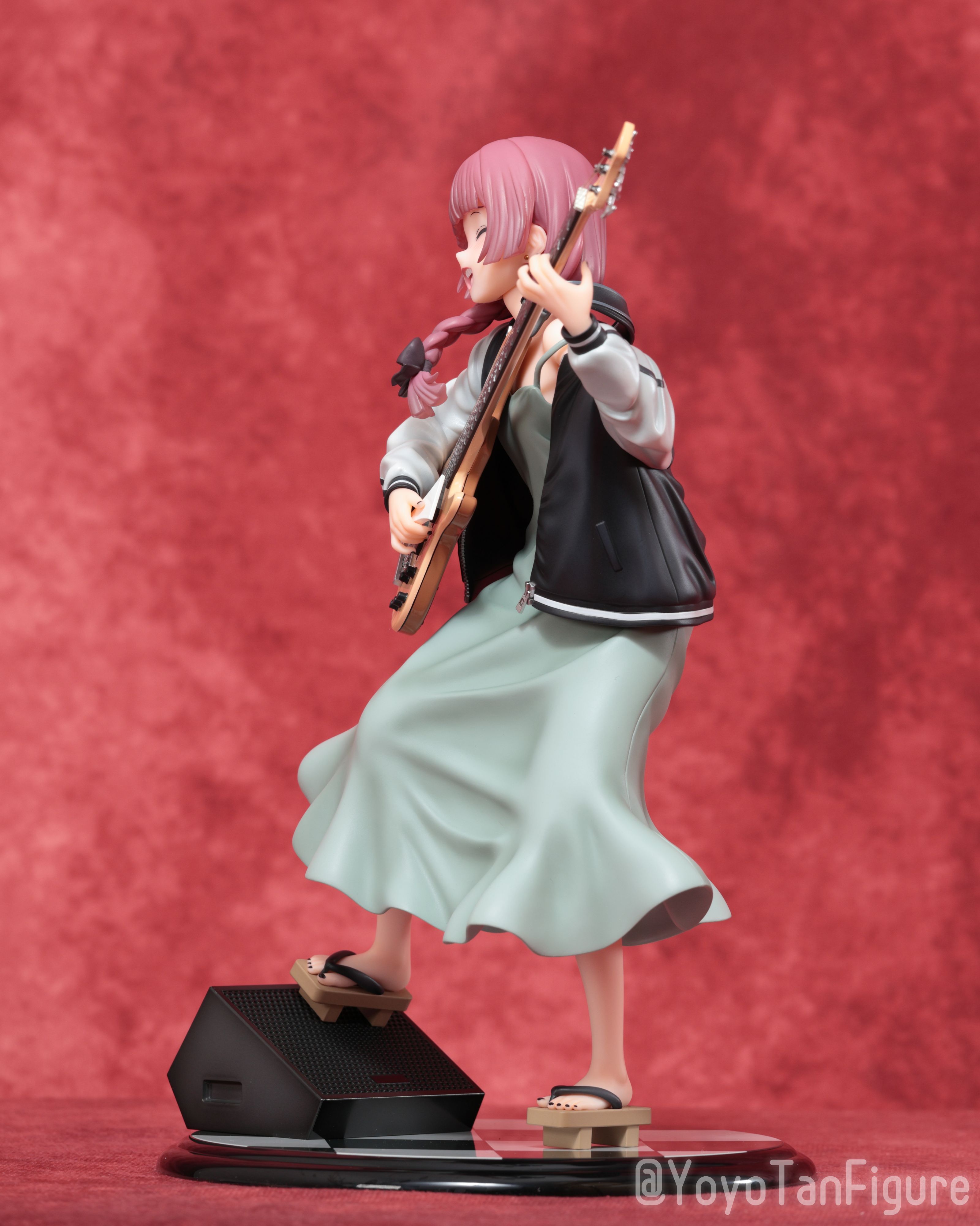 フィギュアお迎え ぼっち・ざ・ろっく！ 伊地知虹夏 1/7ケール