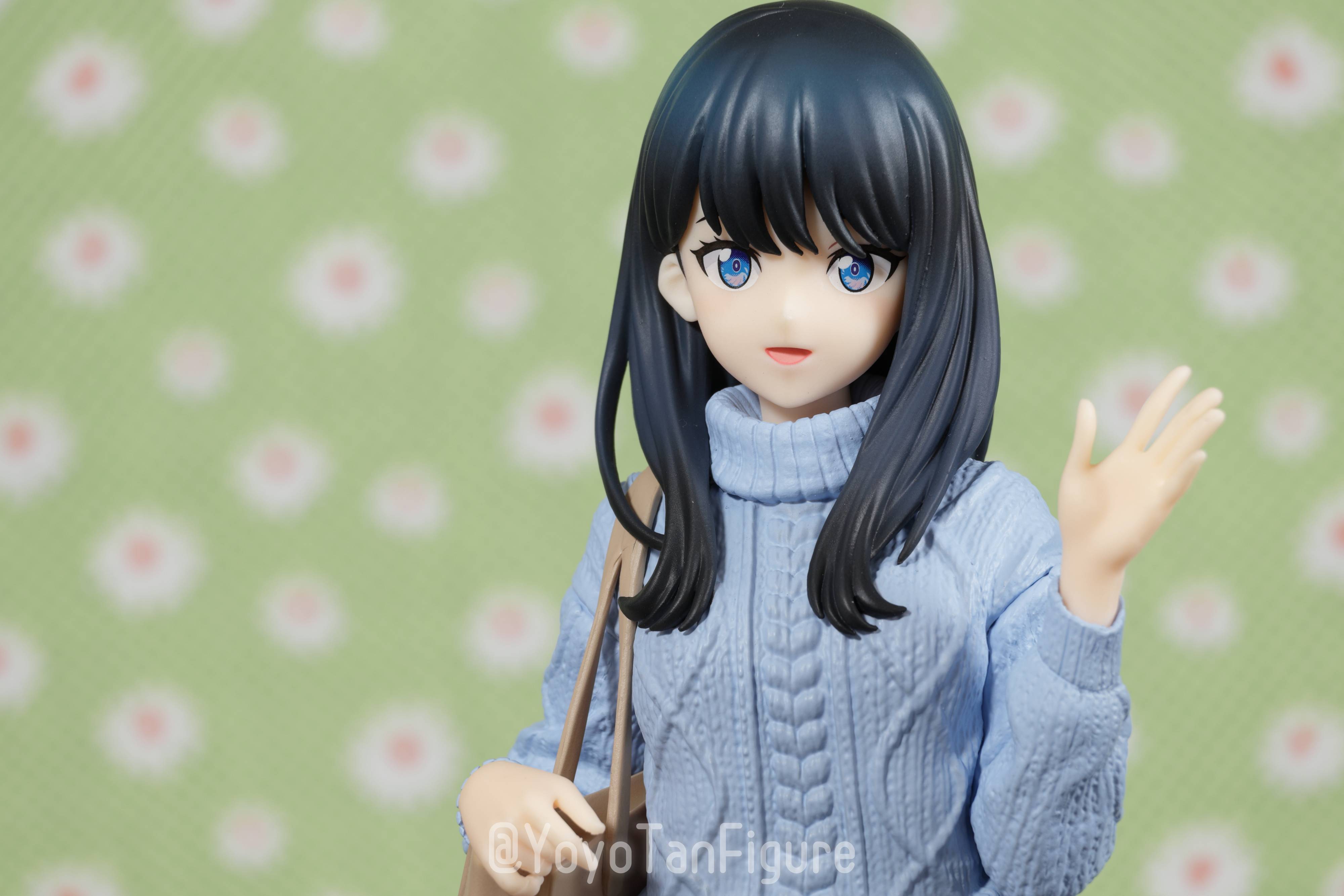 宝多六花 等身大パネル グリッドマンユニバース TSUTAYAコラボ ケース付き Amazon.co.jp: 宝田六花 等身大 パネル ユニバース TSUTAYA