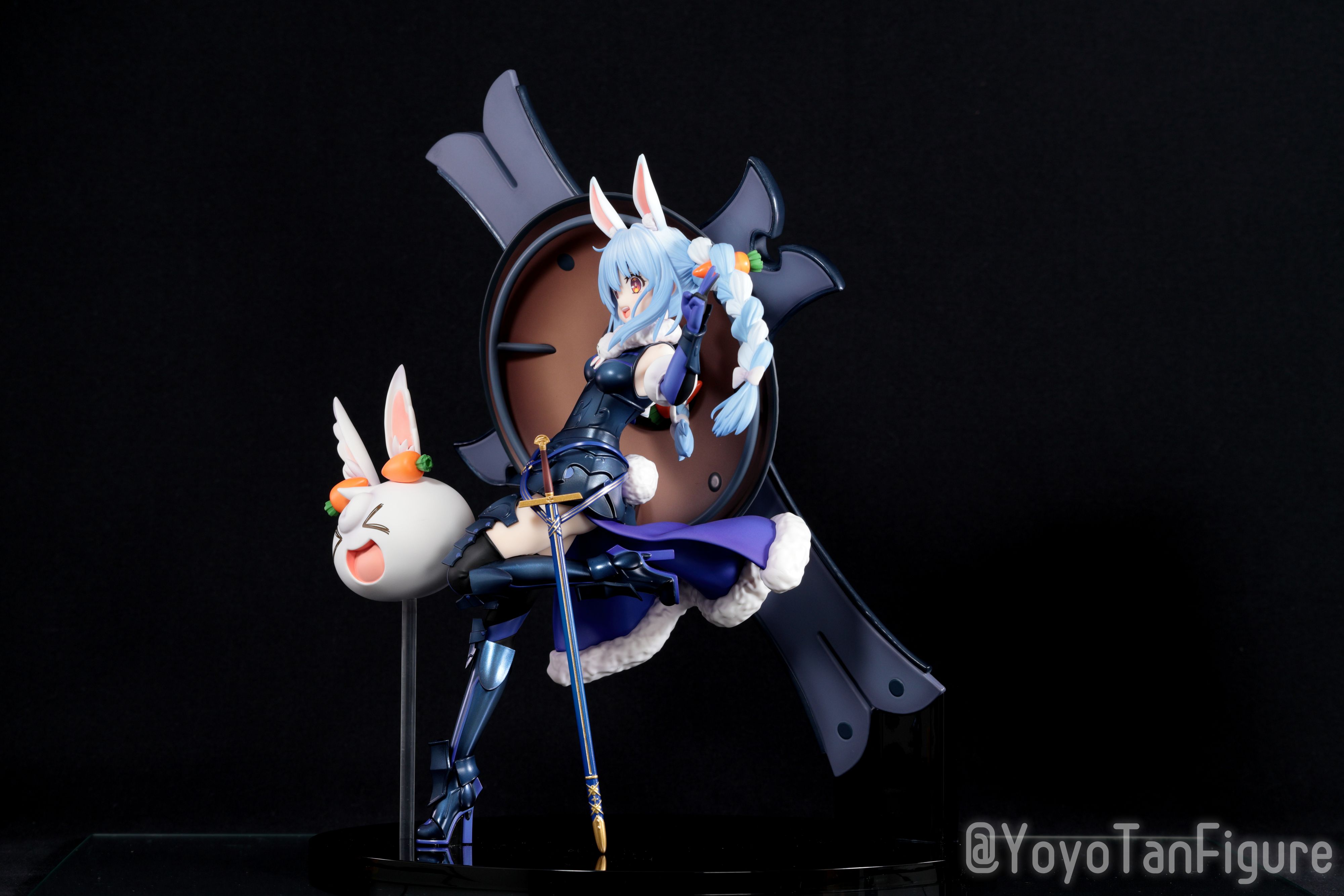 フィギュアお迎え ホロライブ FGO 兎田ぺこら×マシュ・キリエ