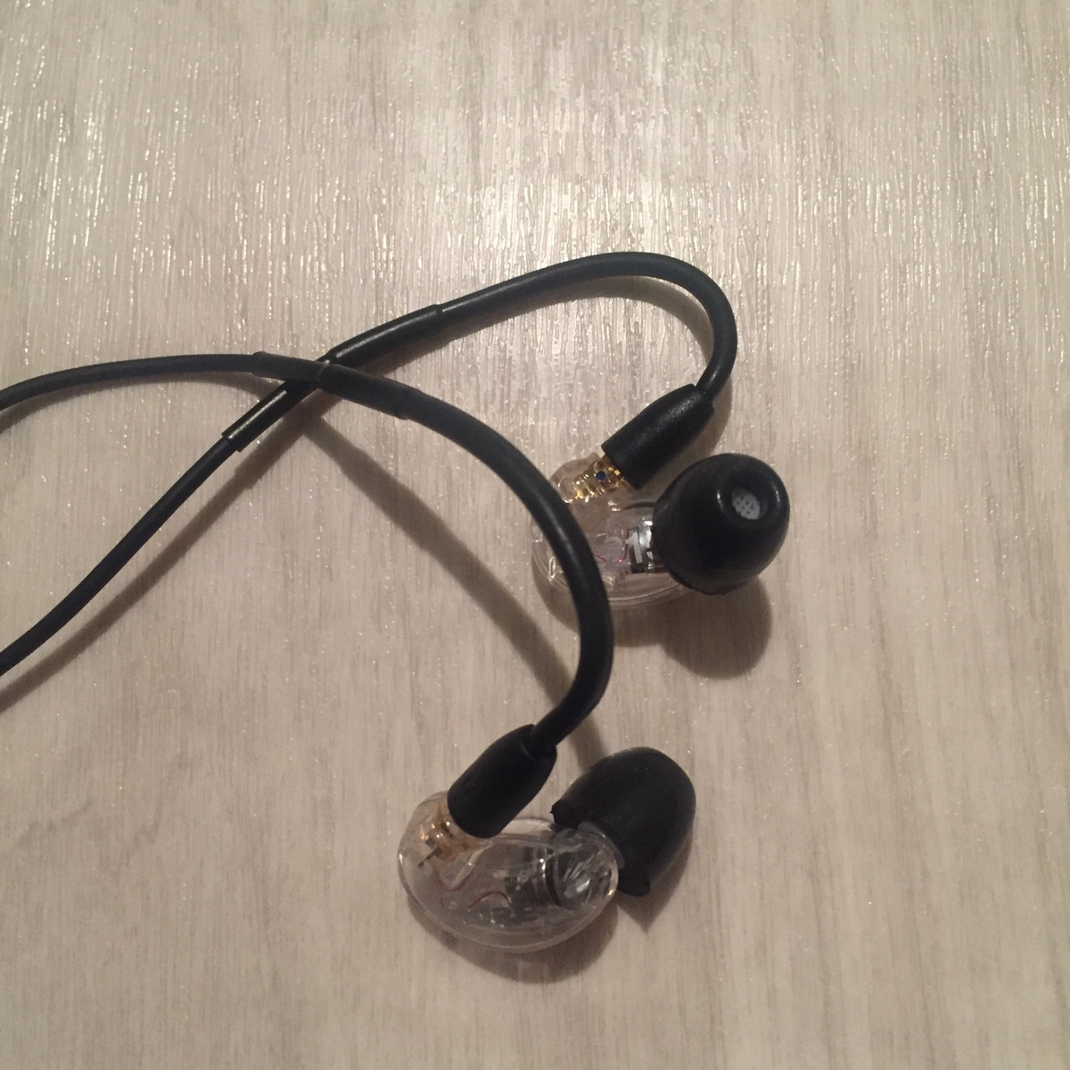 SHURE SE215-CL+BT2-A クリア Bluetooth イヤホン AirPods Pro WF-1000XM3 SONY Apple カスタムイヤホン