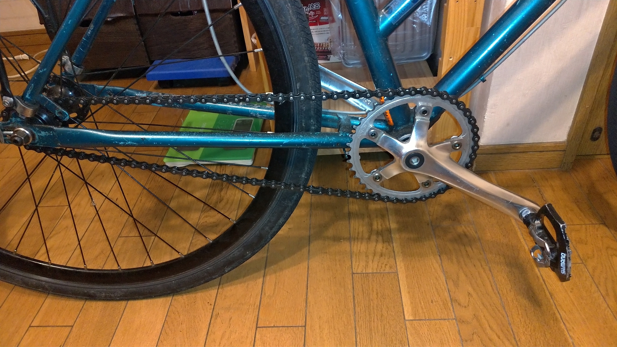 2980円ママチャリ改700cピストと、Bruno Tour 700cでクランクを