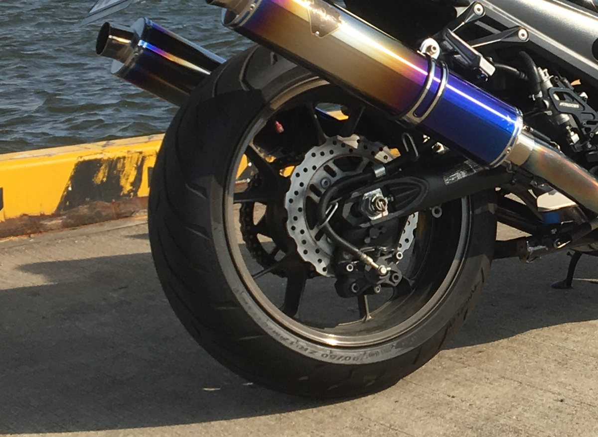 ホイール交換 Zz Rider777のzzr1400乗ってます