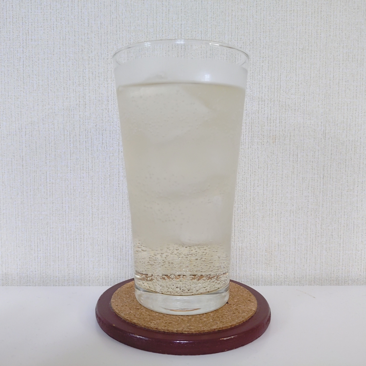 霧ヶ峰 クラフトハイボール 焦がし杉樽仕上 - ZeekなGoe のんべ