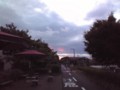 なんか、すごく真っ赤な夕焼けを見た