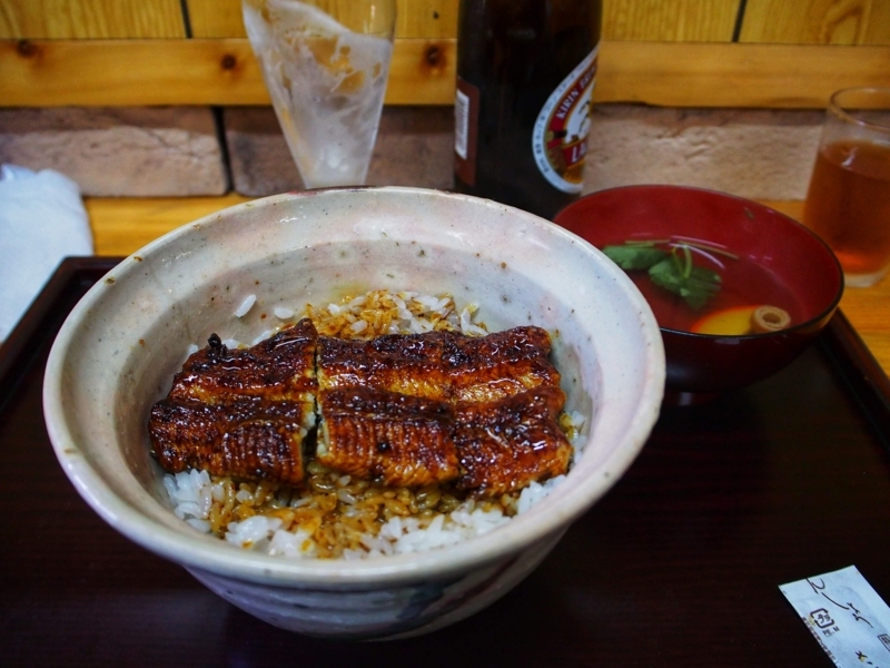 常滑市の「とこにゃん」の近くにあるうなぎ専門店の中村屋