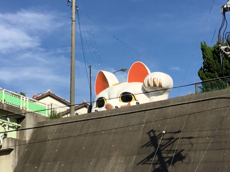 常滑市の巨大招き猫「とこにゃん」