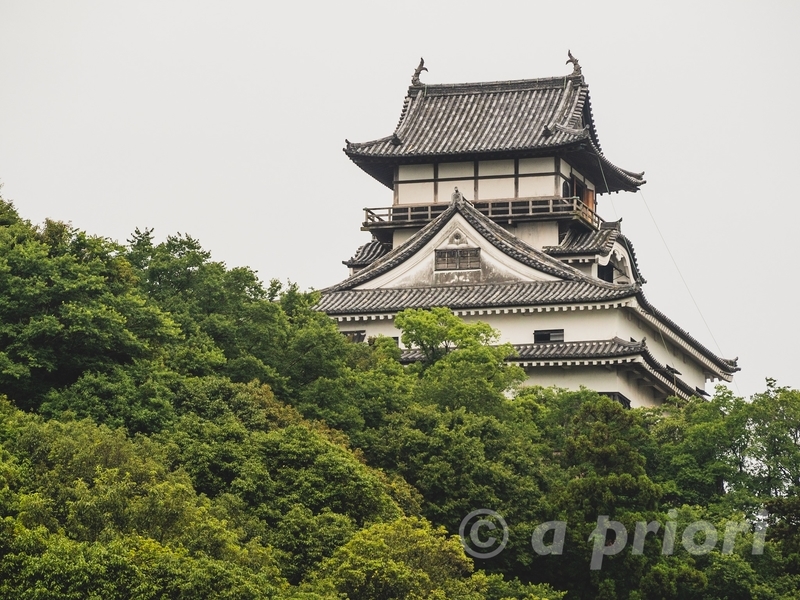 愛知県犬山市の犬山城。木曽川沿いからの眺め