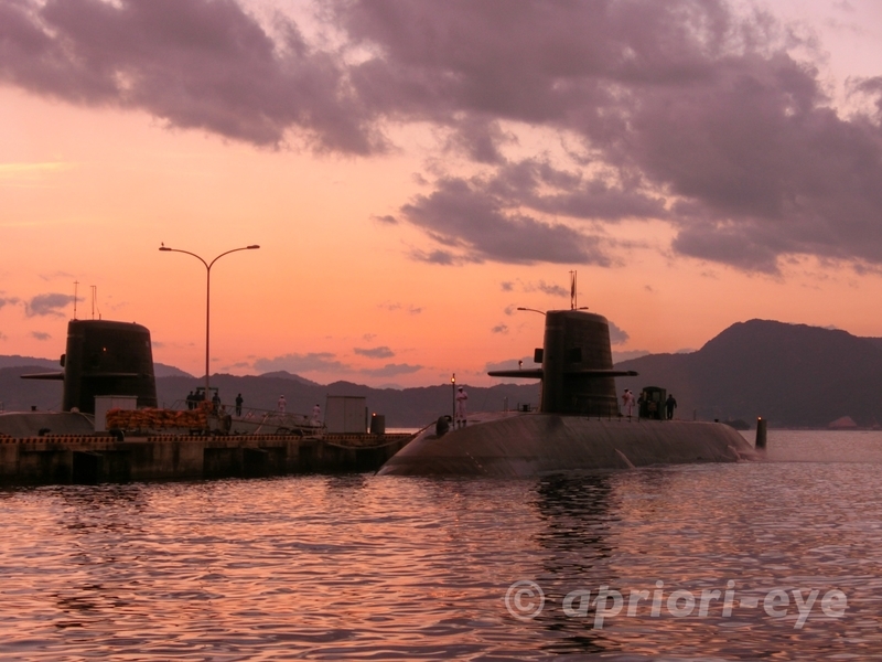 夕呉クルーズから見ることができる海上自衛隊潜水艦