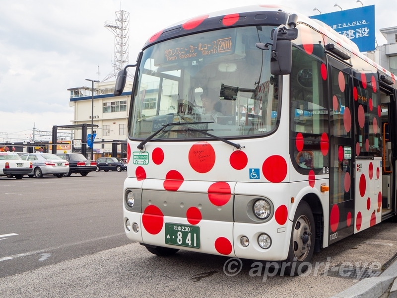 松本市の観光に便利なバス、タウンスニーカー