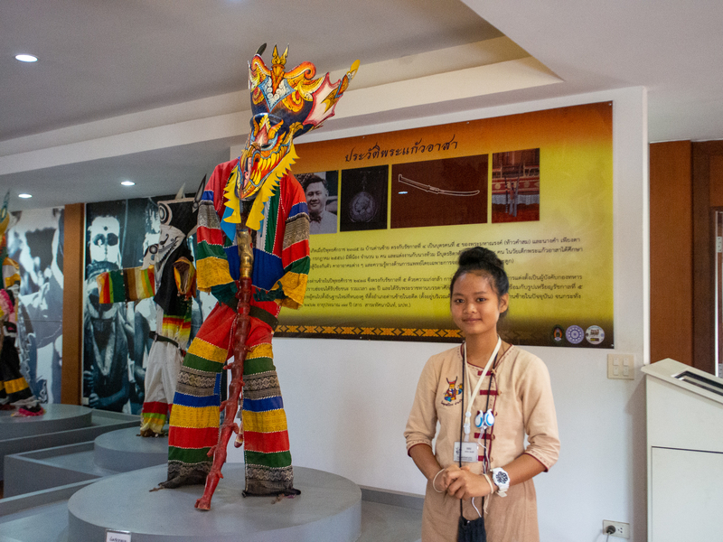 ダーンサーイのポーンチャイ寺にあるピーターコーン博物館のガイド