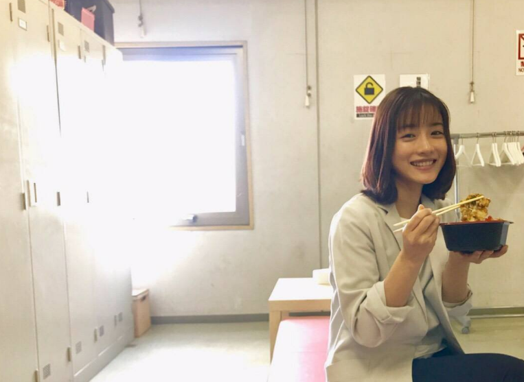 【画像60枚】石原さとみのかわいい水着画像をインスタで大量にまとめてみた！【Heaven？メイク 水着画像 髪型