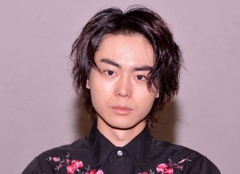 【画像50枚】菅田将暉のイケメン画像をインスタで大量にまとめてみた！【かっこいい インスタ 髪型 ツイッター ドラマ 彼女】 - ハリネズミの幸せ