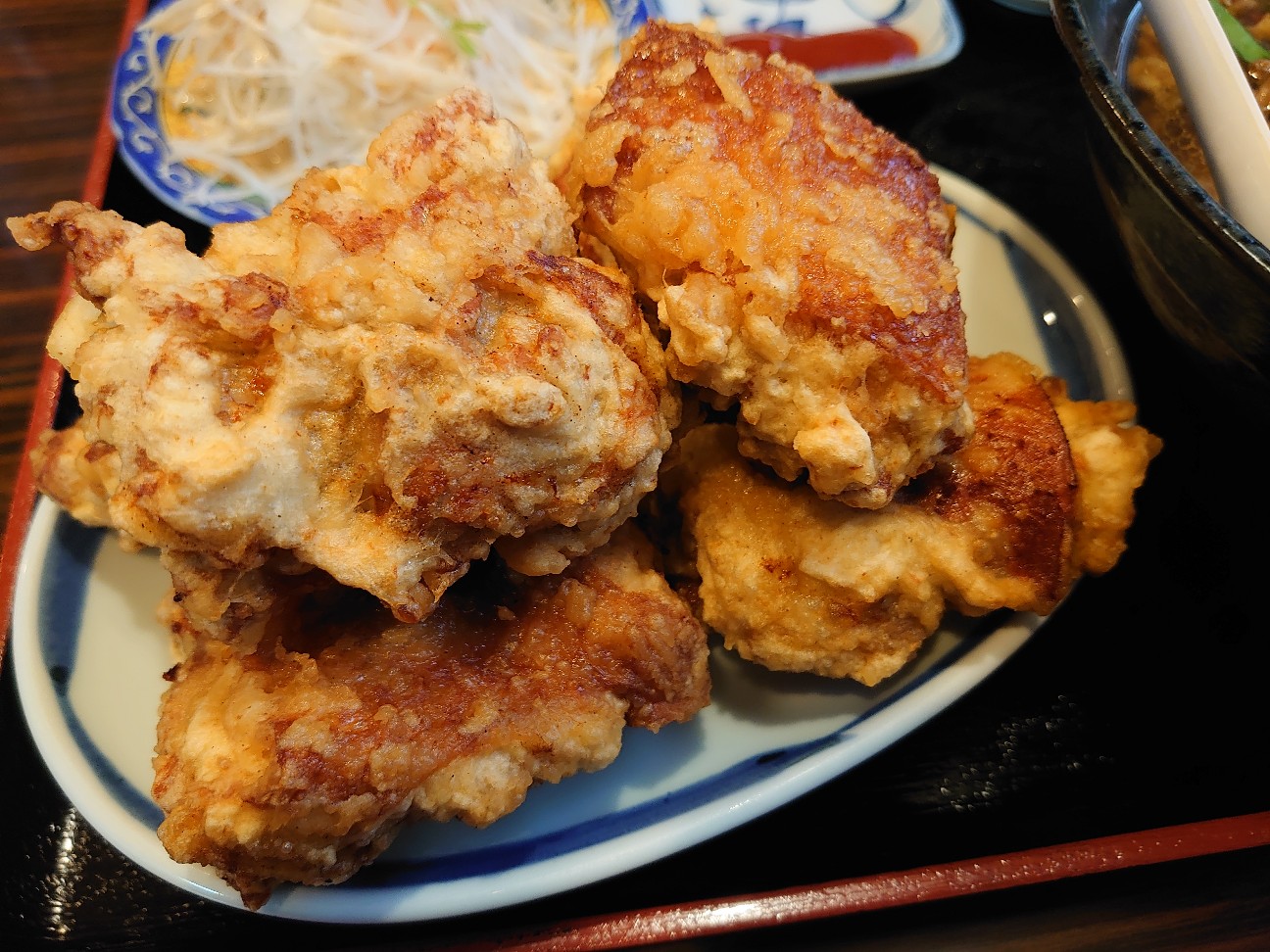 白山市西柏町にある中華料理北陸でランチ 唐揚げランチは揚げたての大きい唐揚げがゴロゴロ 石川県の片隅からこんにちは 白山市西柏町にある中華料理北陸でランチ 唐揚げランチは揚げたての大きい唐揚げがゴロゴロ 石川県の片隅からこんにちは