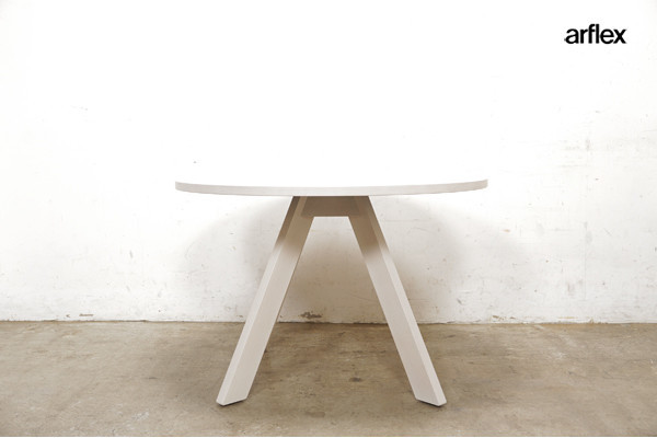 arflex(アルフレックス) MEDUSA(メデューサ)ラウンドテーブル