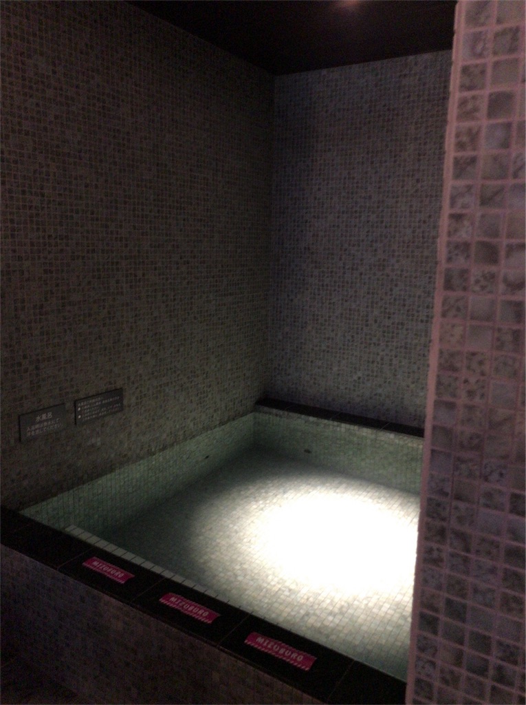 f:id:a24figaro:20200204211758j:image
