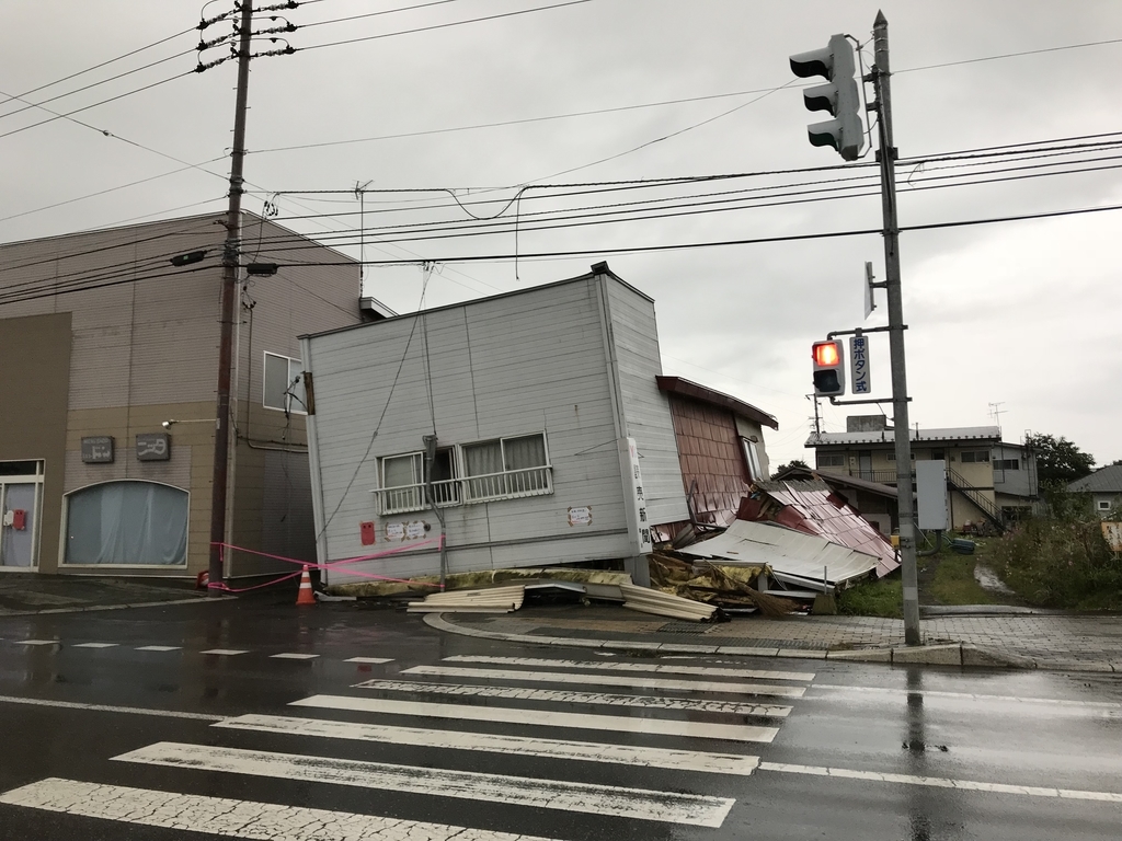 f:id:a_ishihata:20180921024550j:plain f:id:a_ishihata:20180921024550j:plain
