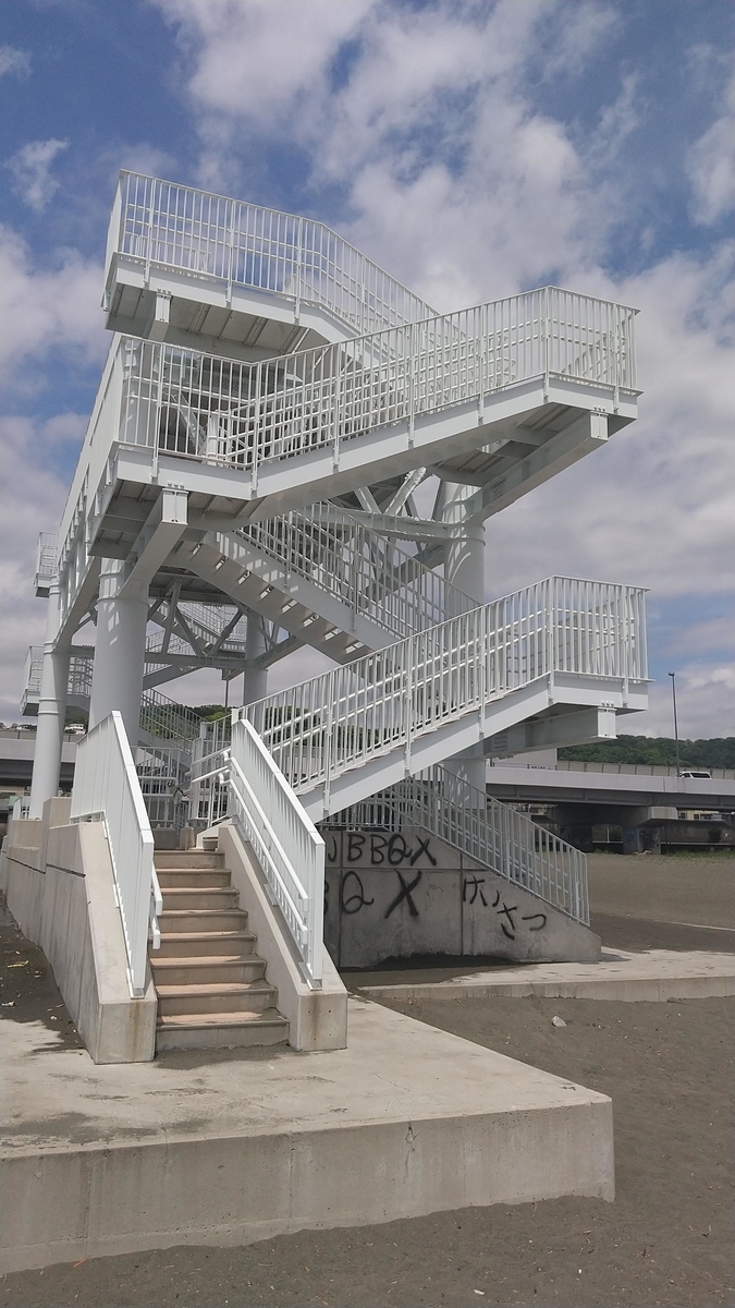 津波避難タワー