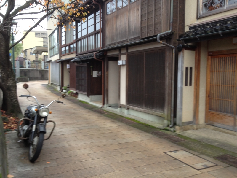 f:id:aar-hd:20111204224610j:image