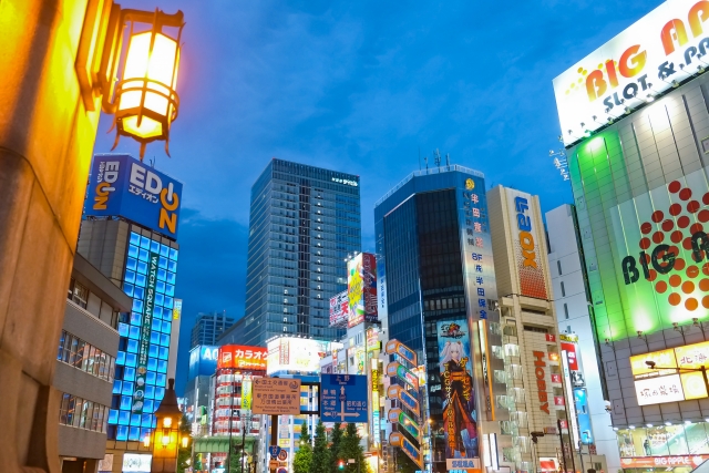 秋葉原