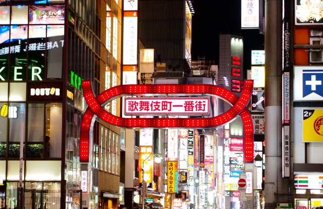 歌舞伎町一番街