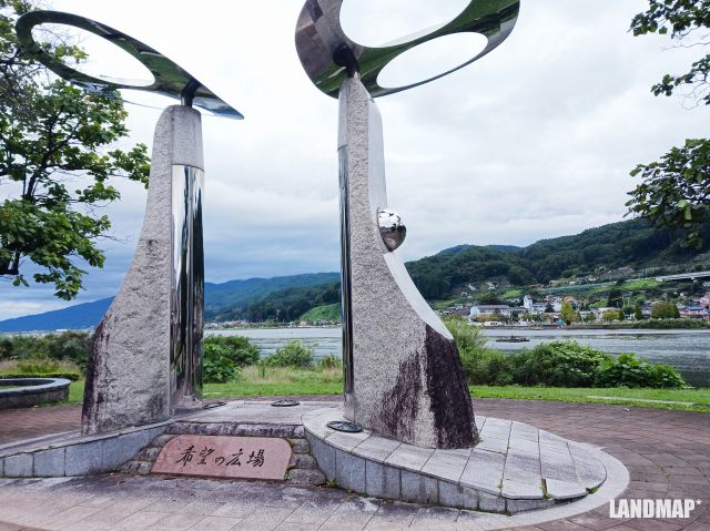 諏訪湖湖畔