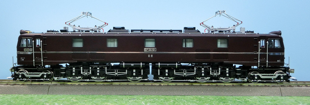 【美品】天賞堂72027 カンタム EF58 61お召仕様国鉄時代 美品】天賞堂72027 カンタム EF58 61お召仕様国鉄時代 - メルカリ