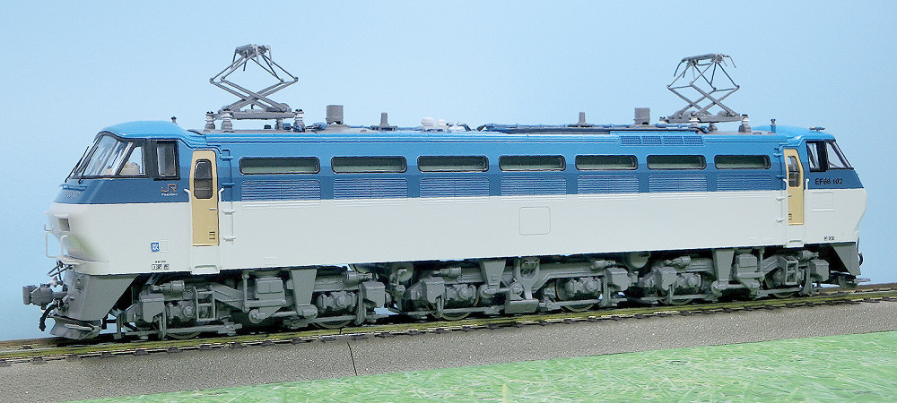 TOMIX HO-2024 JR EF66 100形電気機関車(前期形) Amazon | TOMIX HOゲージ JR EF66 100形 前期型 HO2024 鉄道模型