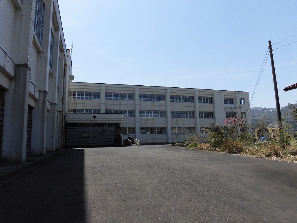f:id:abolished-school:20190625231525j:plain