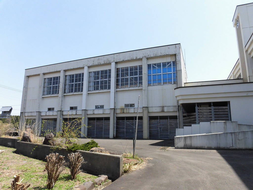 f:id:abolished-school:20190625231530j:plain