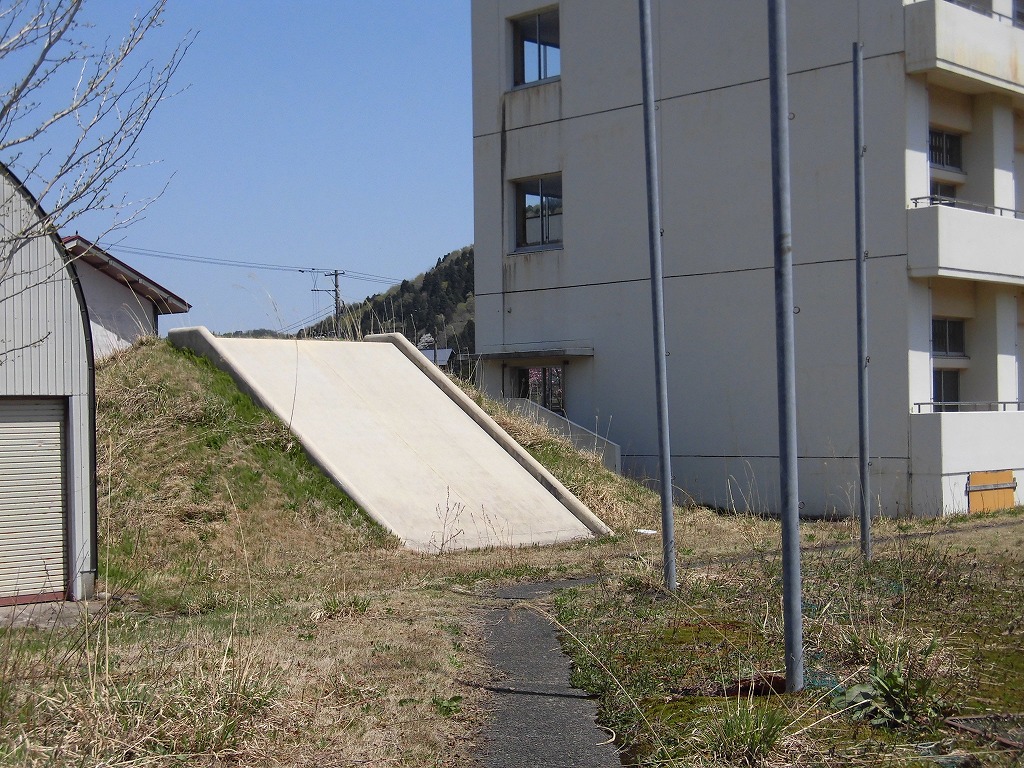 f:id:abolished-school:20190625231626j:plain