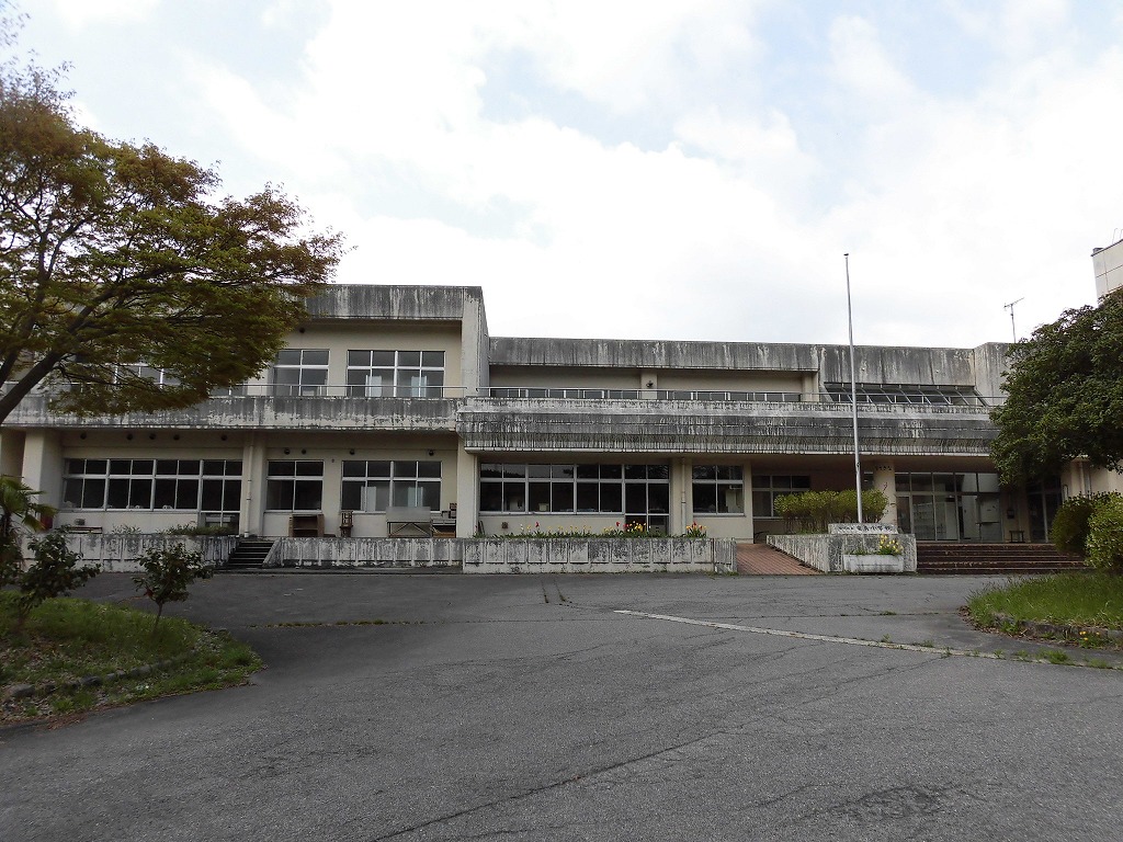 f:id:abolished-school:20200529222932j:plain