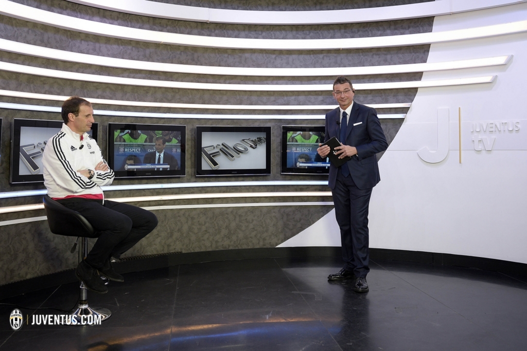 Juventus TV に出演するアッレグリ監督 画像:Juventus TV に出演するアッレグリ監督