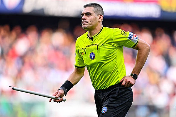 シモーネ・ソッツァ(Simone Sozza)主審