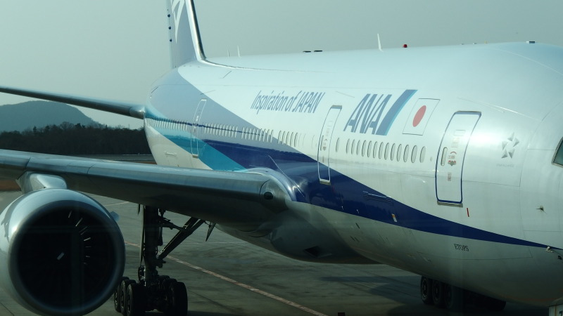 広島空港　ＡＮＡ　B7