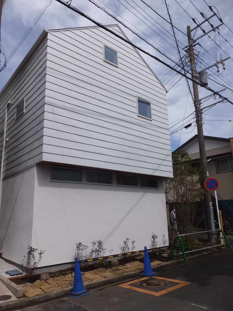 f:id:acaa:20190320153111j:plain f:id:acaa:20190320153111j:plain