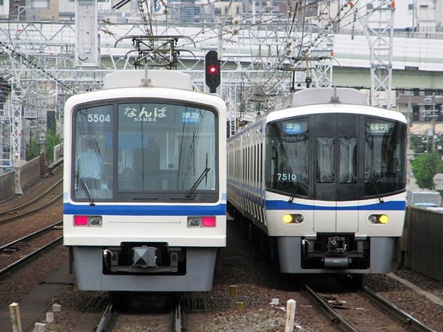 泉北高速5000系・7000系