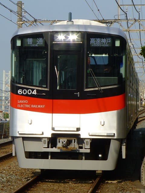 6000系6004F