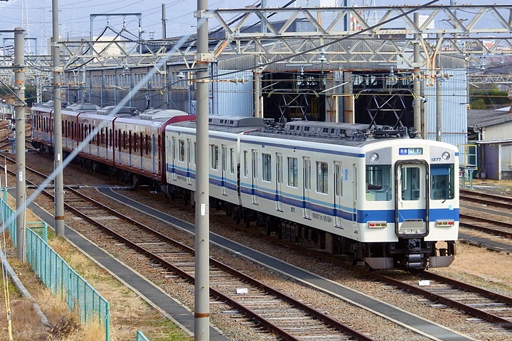 近鉄1252系東武ラッピング