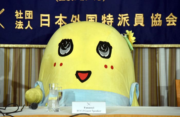 ふなっしー、外国特派員協会(外人記者クラブ)で堂々の会見 - 阿智胡地亭のShot日乗
