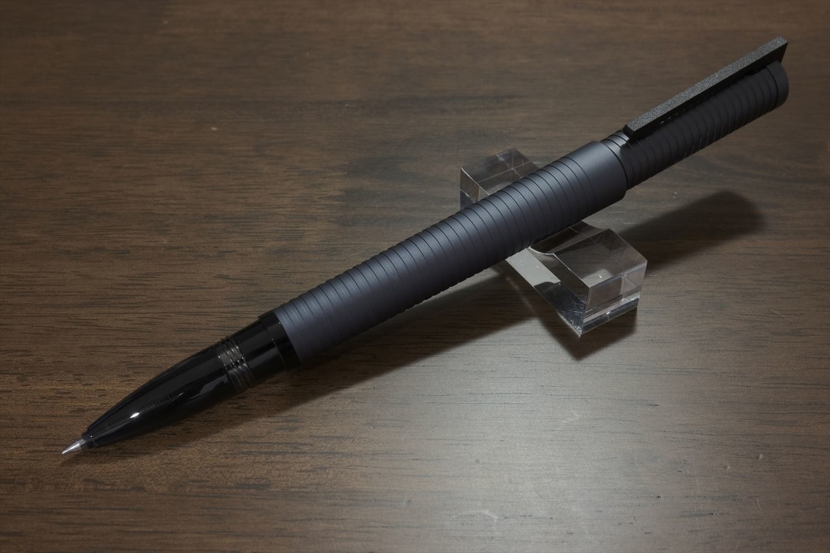 水性ボールペン ZOOM韻（いん） ying 砂紋 Amazon | トンボ(Tombow