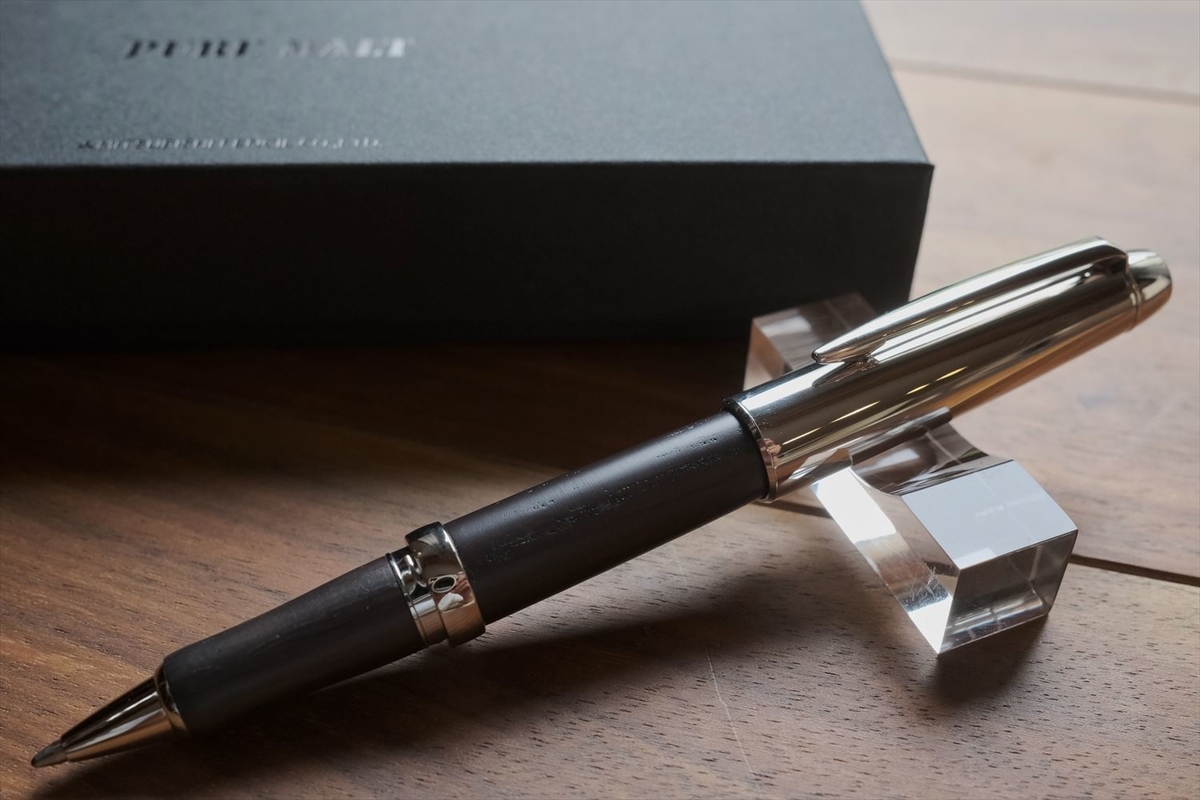 uni(三菱鉛筆) PURE MALT oak wood premium edition(ピュア